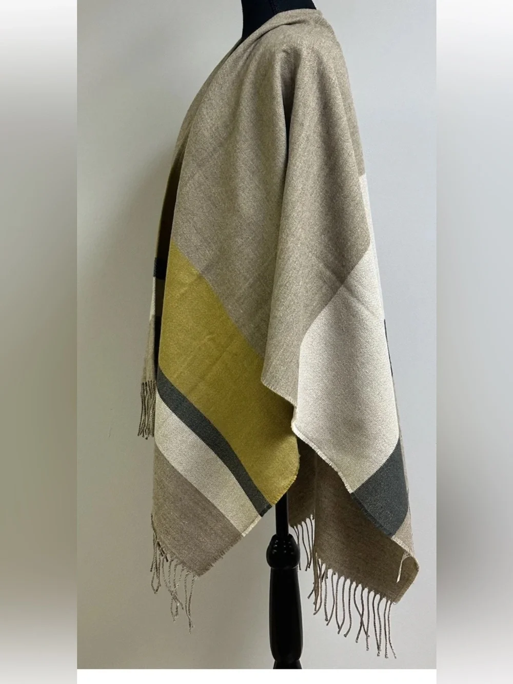 Uniqlo 2 Way Stole Scarf Womens Brown Wrap 100% Acrylic